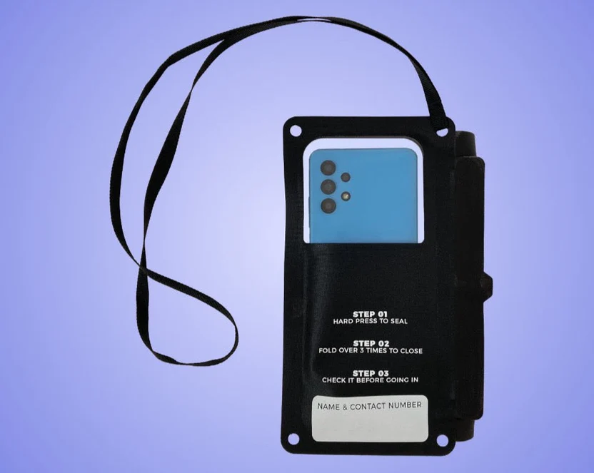 Mocke Cell Phone Dry Bag - Image 3