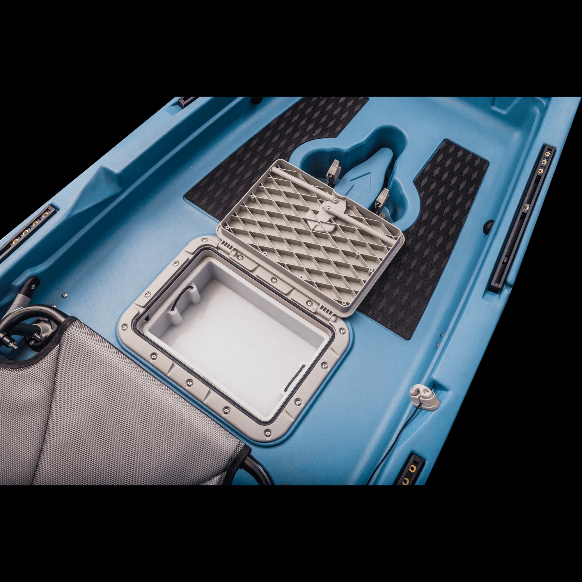 ViztaCraft Grandeur 12ft Fin Drive Fishing Kayak - Image 8