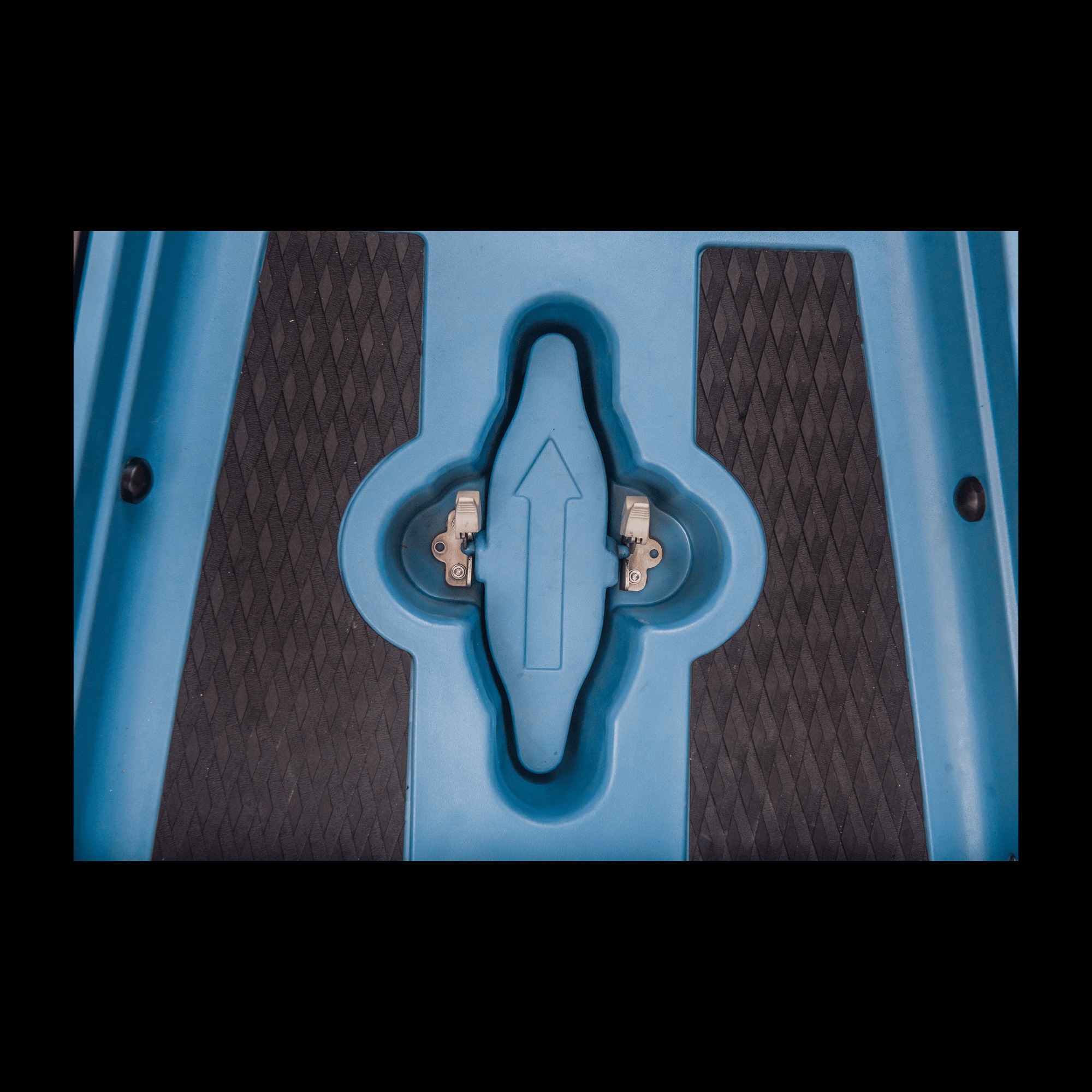 ViztaCraft Grandeur 12ft Fin Drive Fishing Kayak - Image 9